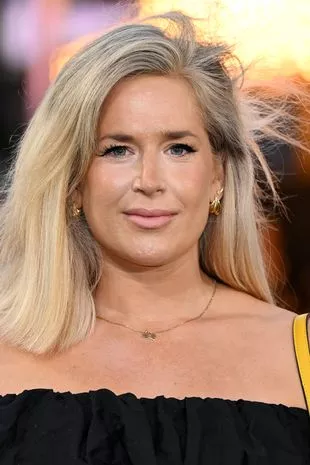 安娜·怀特豪斯(Anna Whitehouse)对那些批评她离婚一年后生孩子的喷子的爆炸性回应